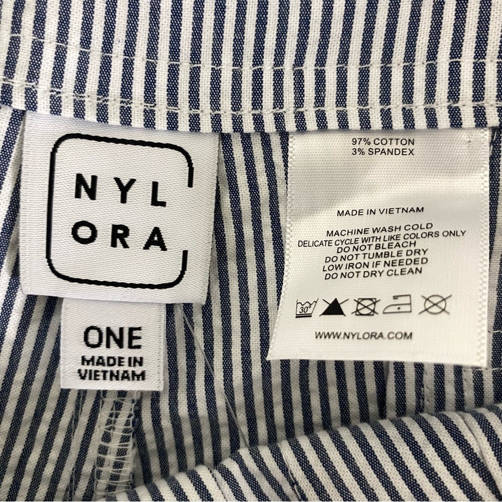 Nylora Womens Baggy Taper Cargo Crop Pants One Size Fits Most Striped Navy White - Picture 6 of 12
